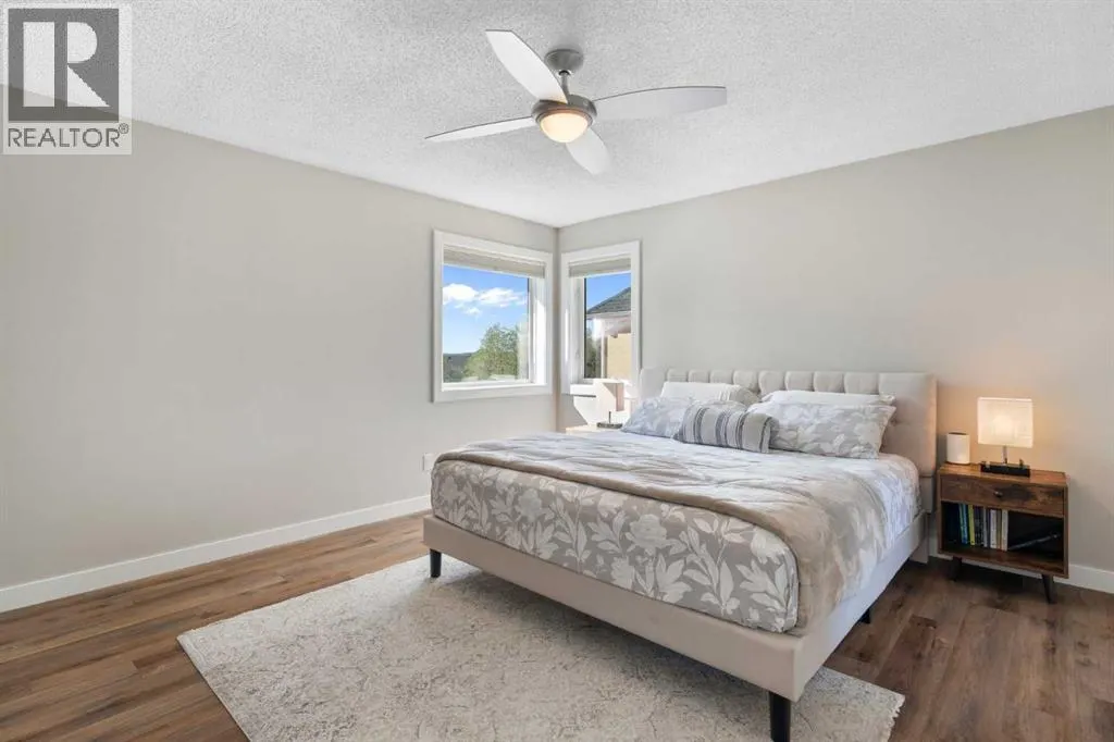 335 Sierra Madre Court SW