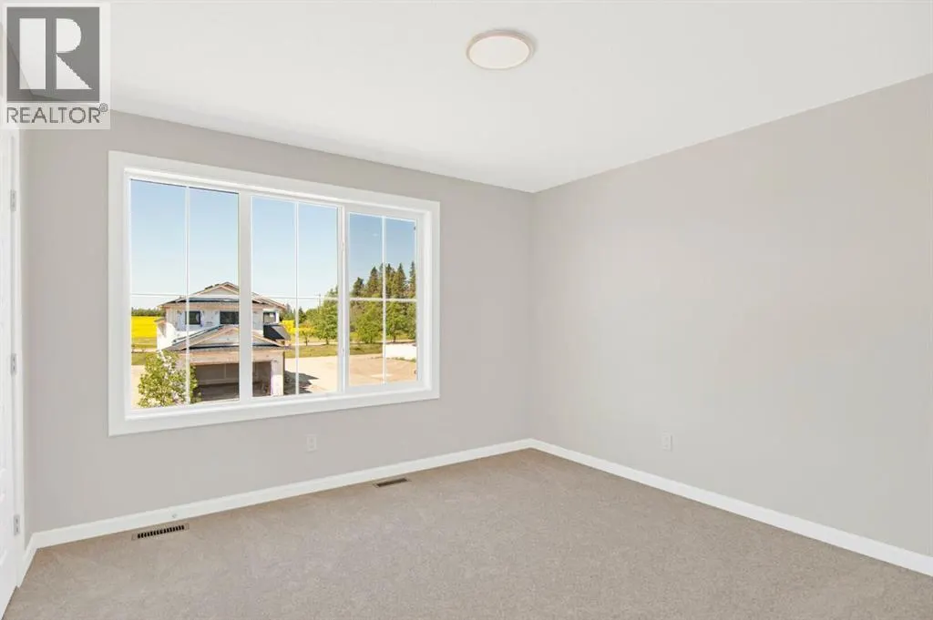 57 Emmett Crescent