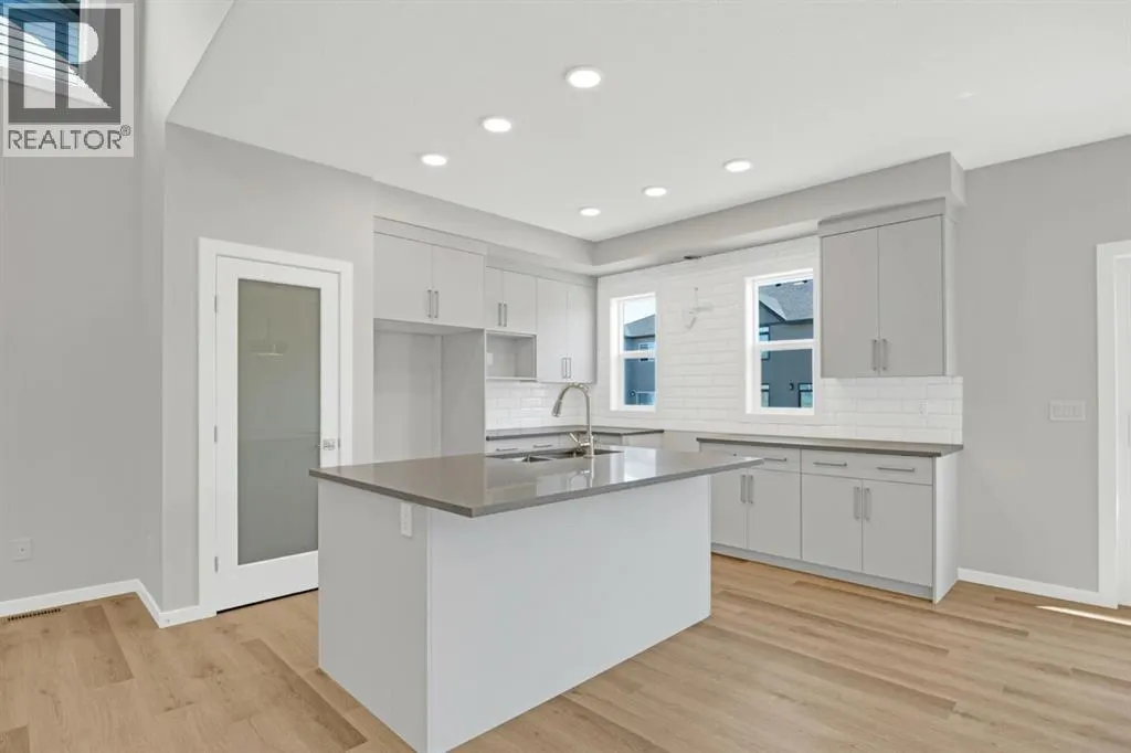 57 Emmett Crescent