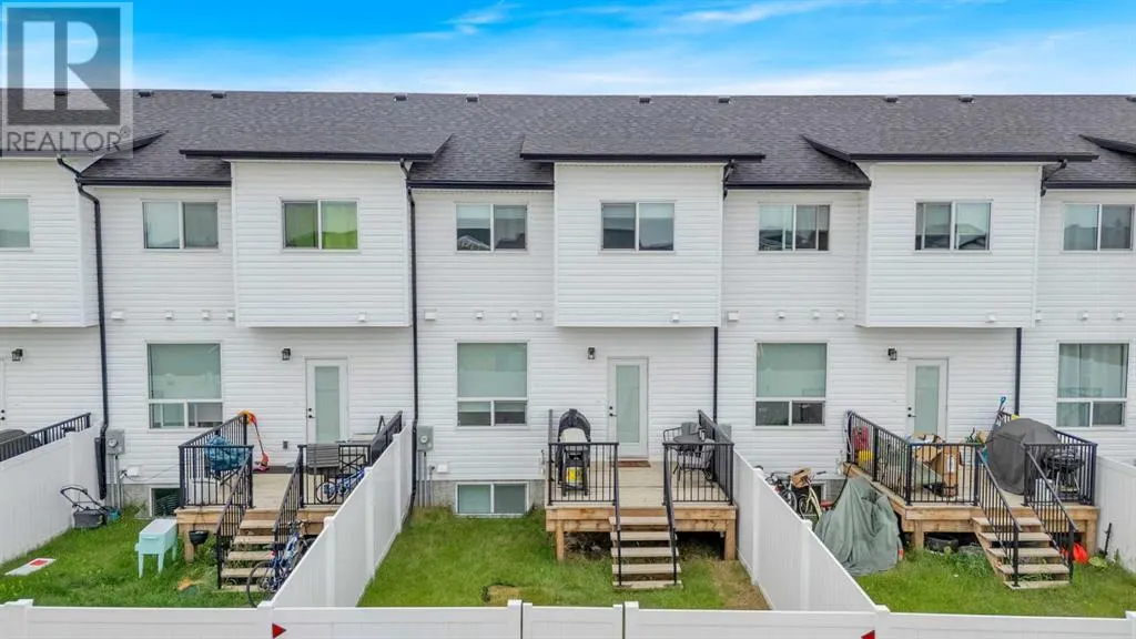 D, 20 Evergreen Way