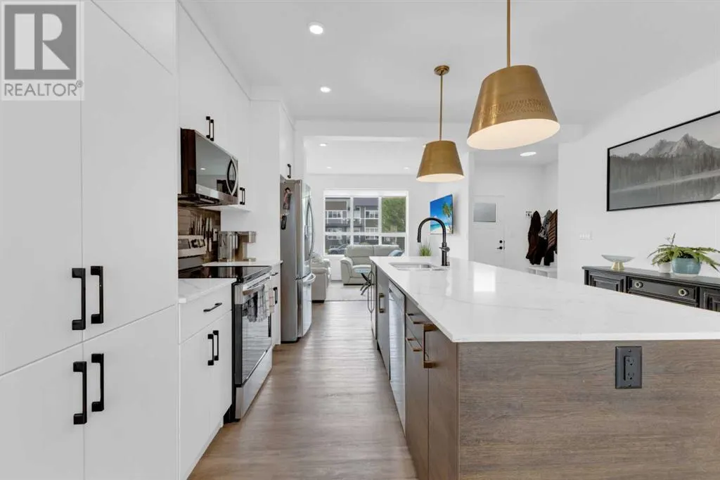 D, 20 Evergreen Way