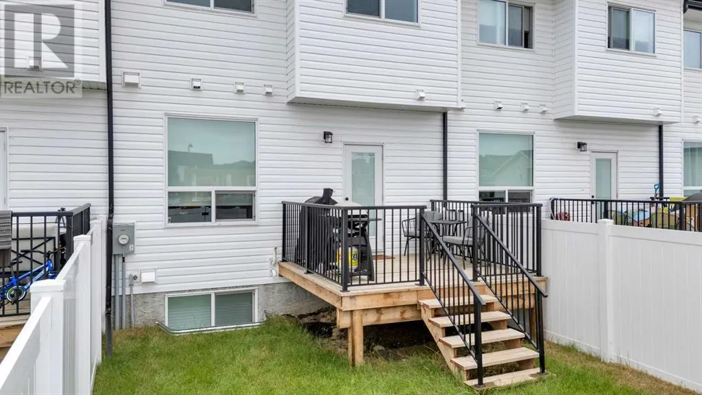 D, 20 Evergreen Way
