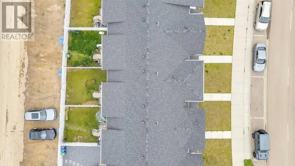 D, 20 Evergreen Way