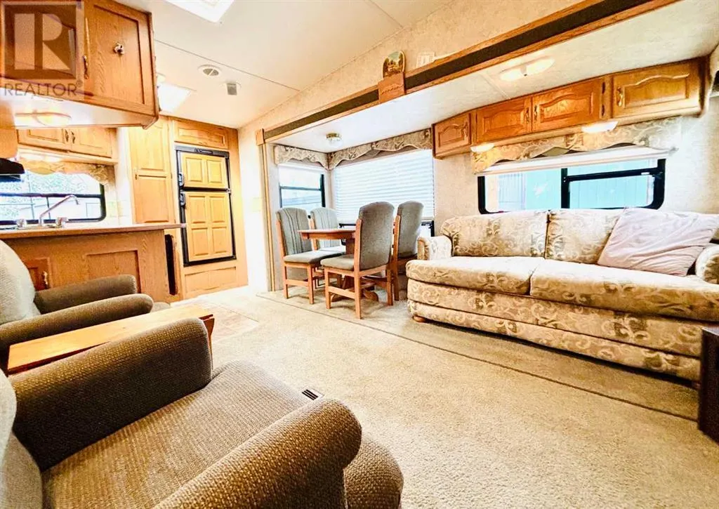 35, 12036 Twp Rd 422