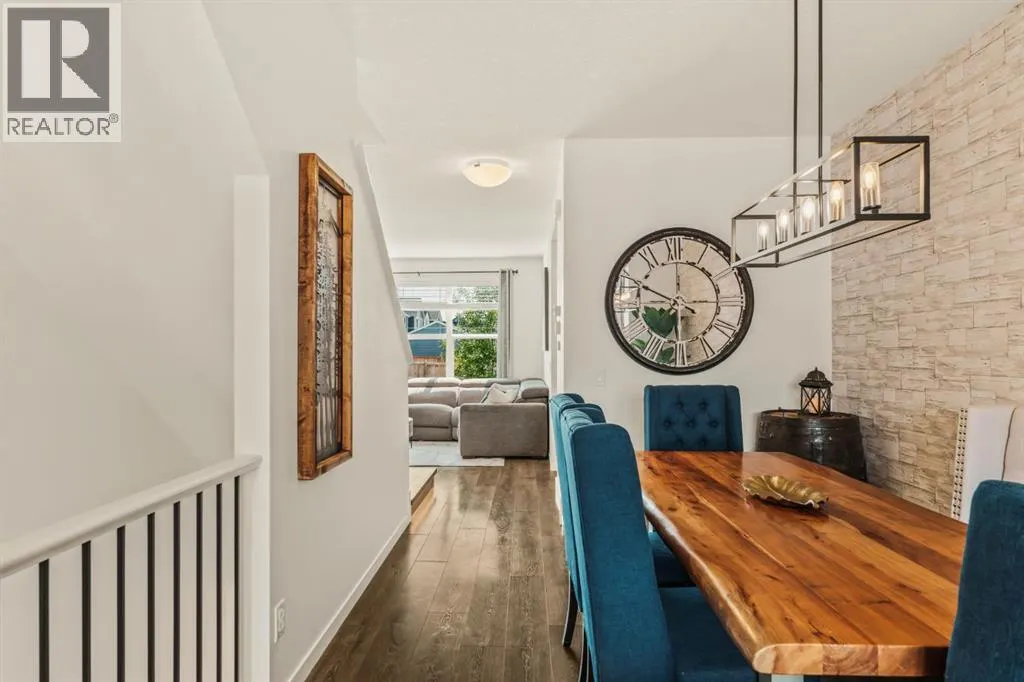 366 Magnolia Square SE