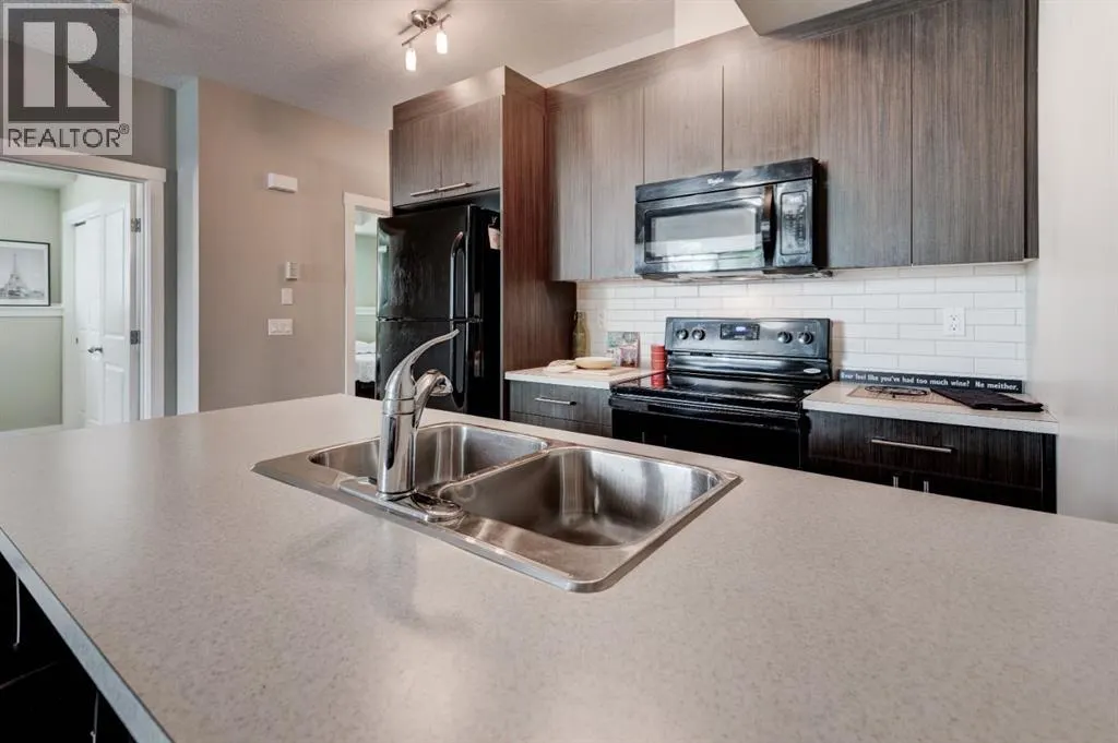 213, 300 Marina Drive