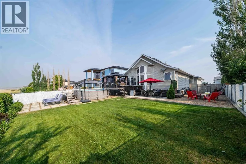 110 Redcliff Way SW