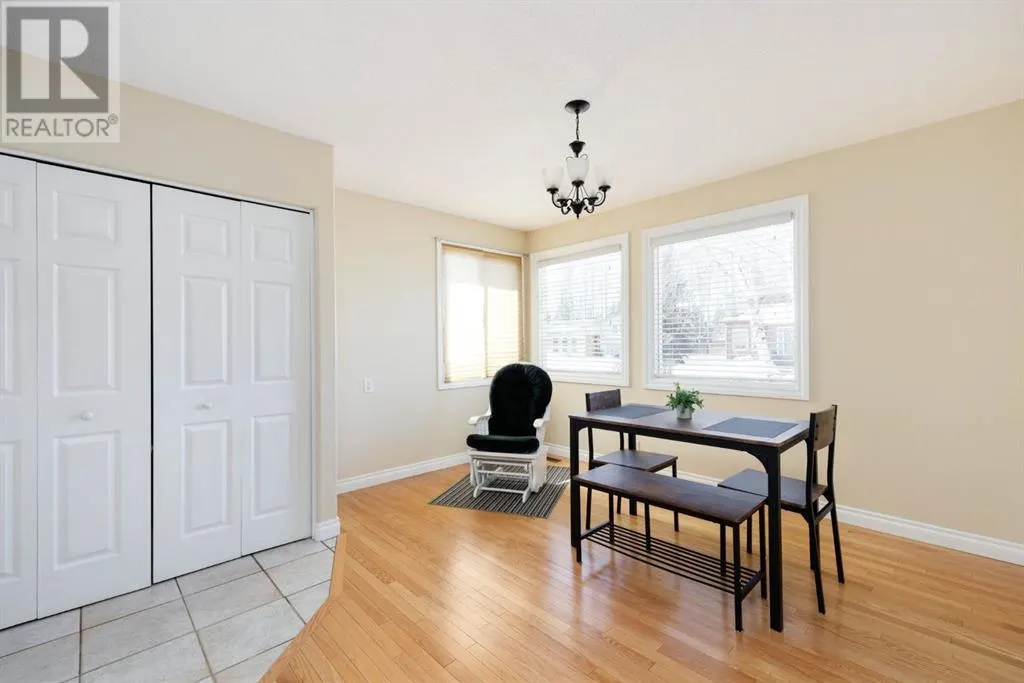 237 Ermine Crescent