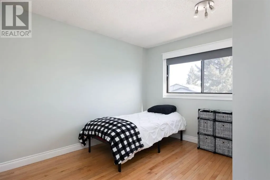 237 Ermine Crescent
