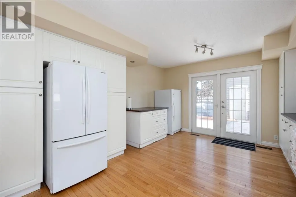 237 Ermine Crescent