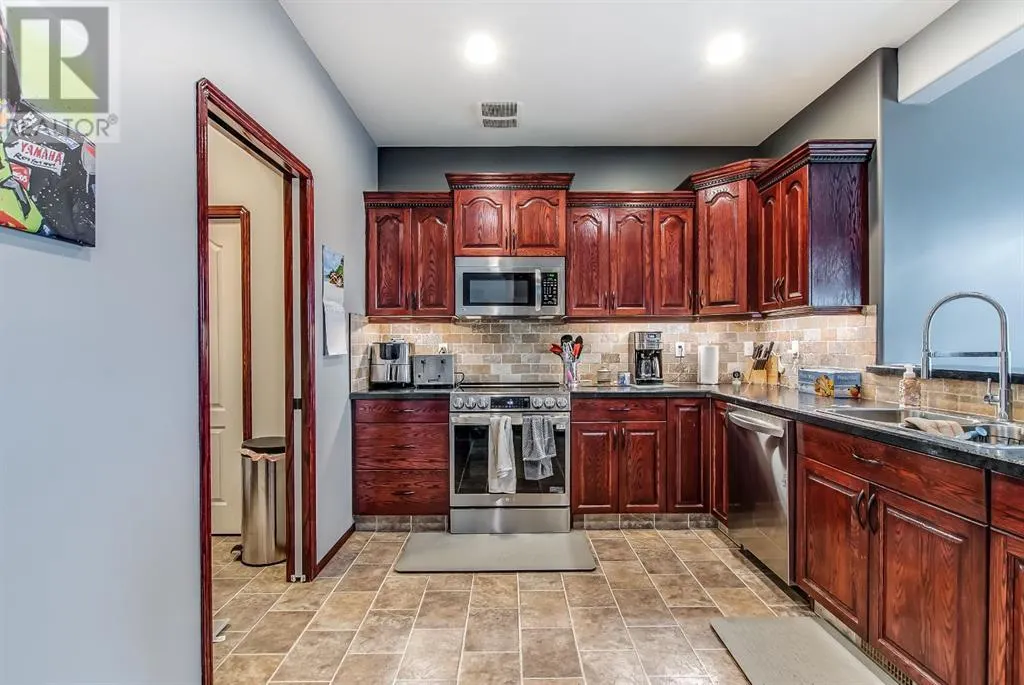 164 Somerside Way SE