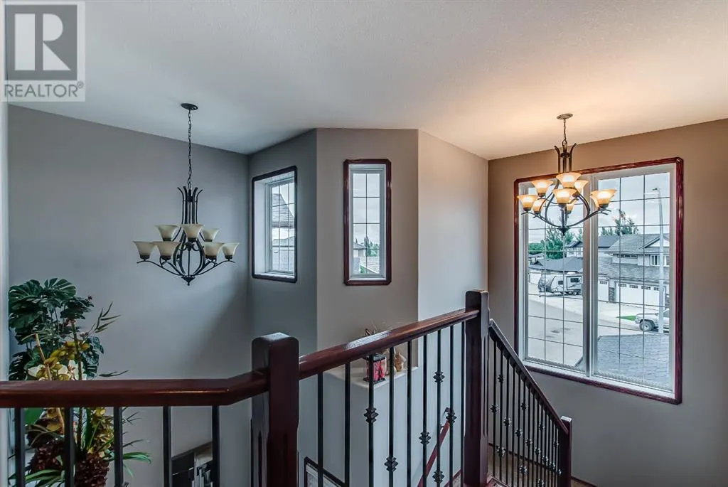 164 Somerside Way SE