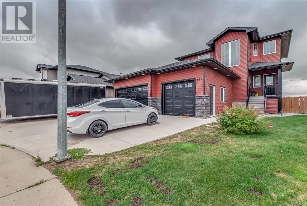 164 Somerside Way SE