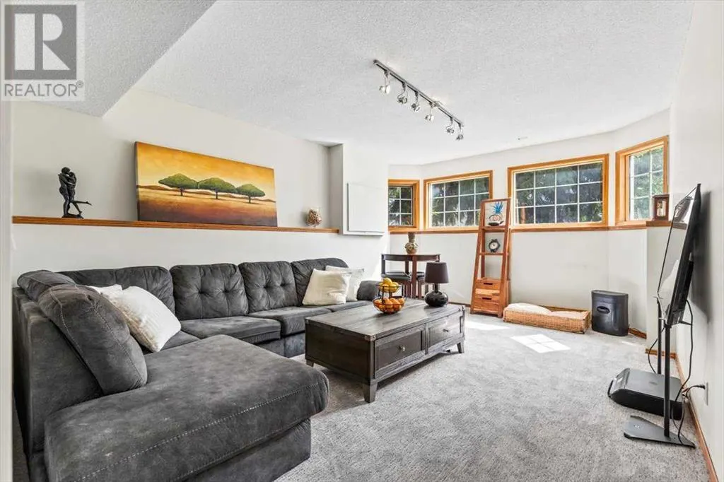 185 Westchester Way