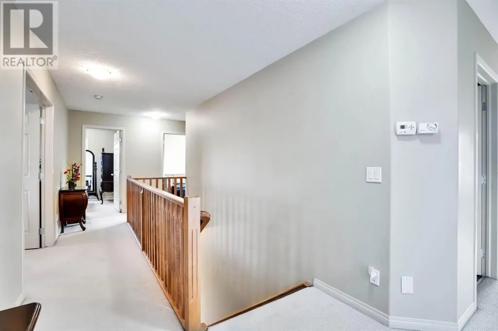 28 Elmont Mews SW