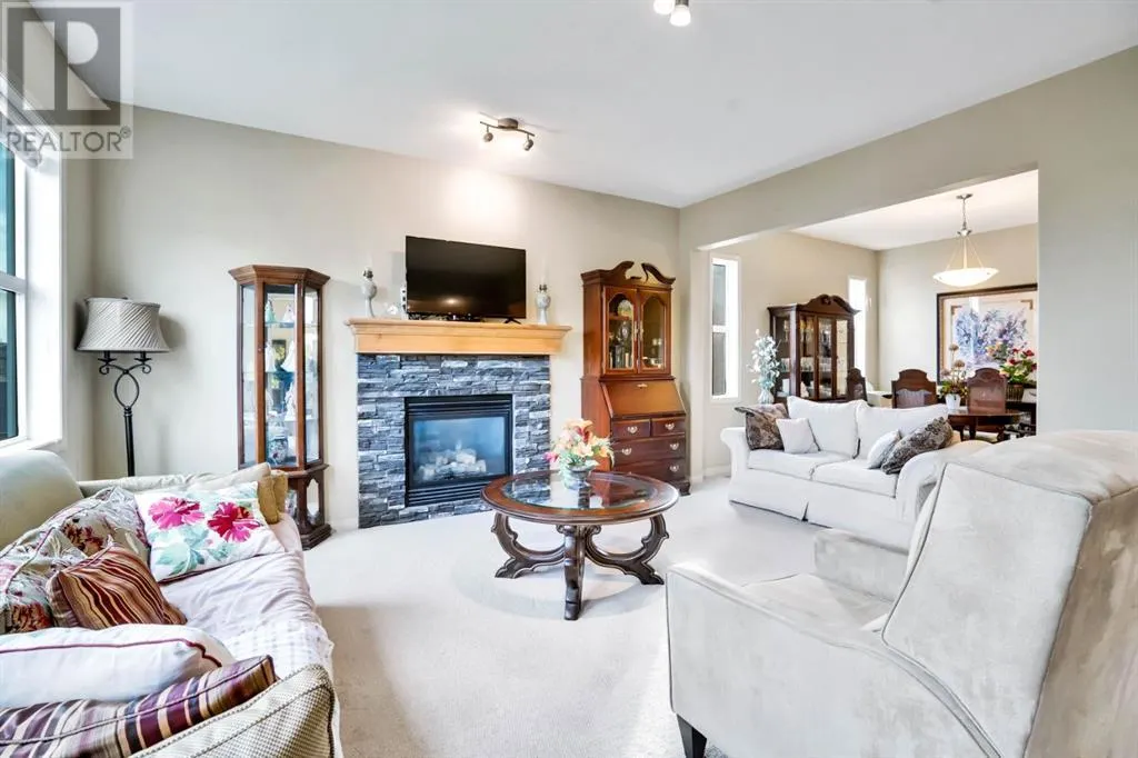 28 Elmont Mews SW