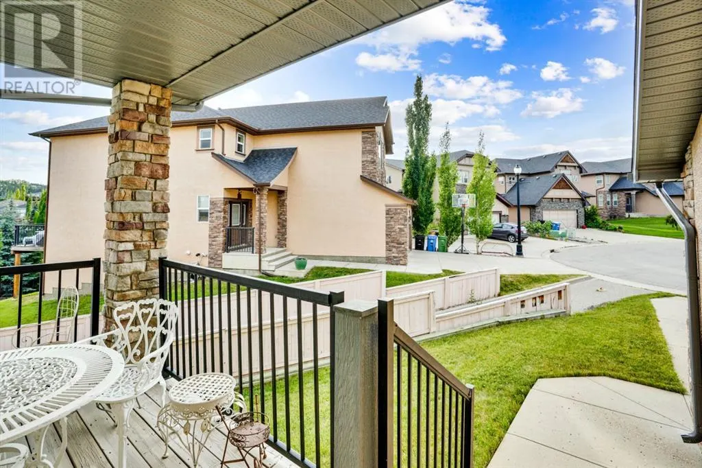 28 Elmont Mews SW