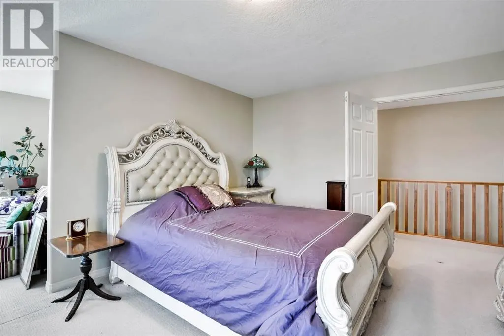 28 Elmont Mews SW
