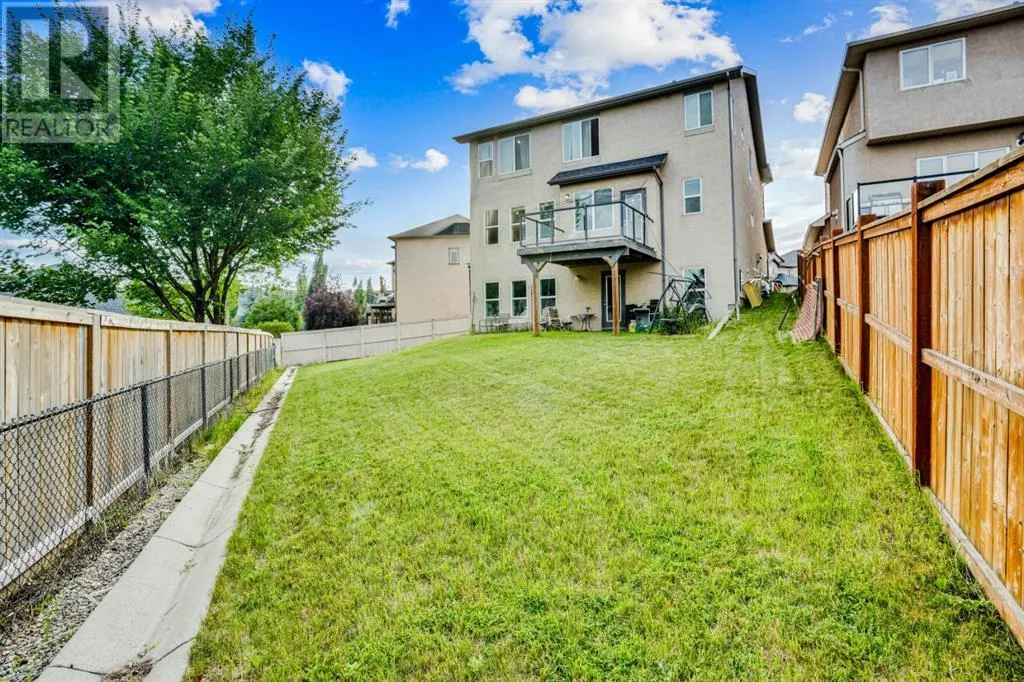 28 Elmont Mews SW