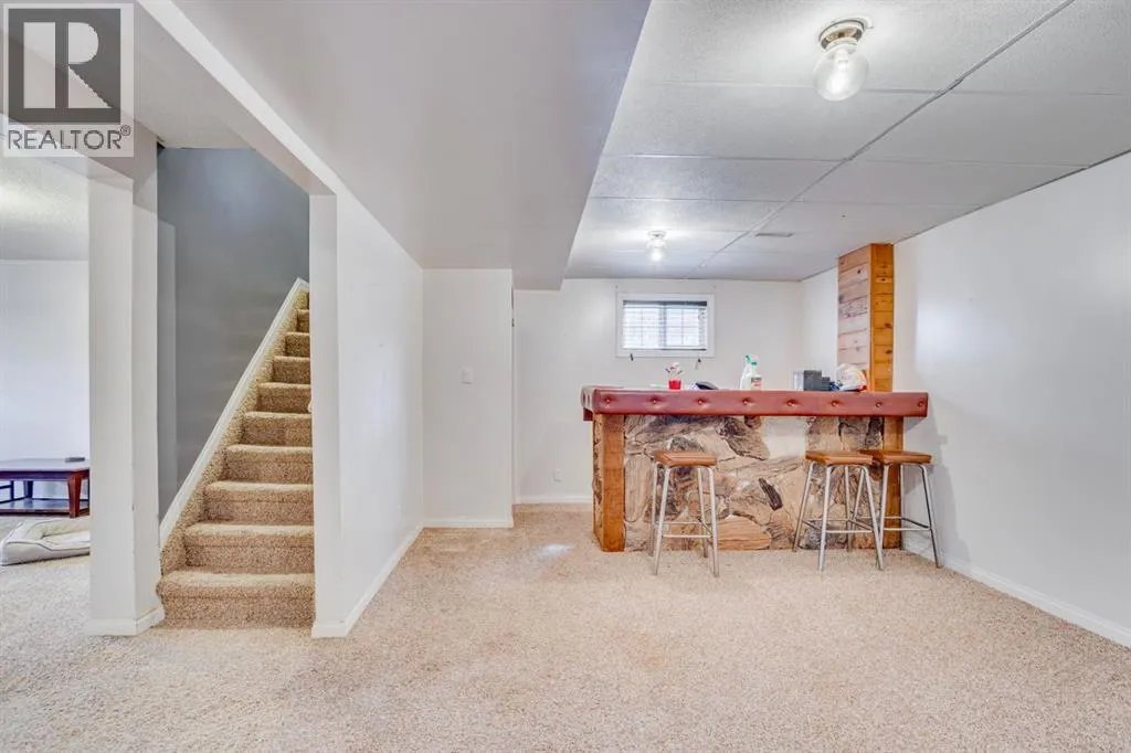 153 Caldwell Crescent