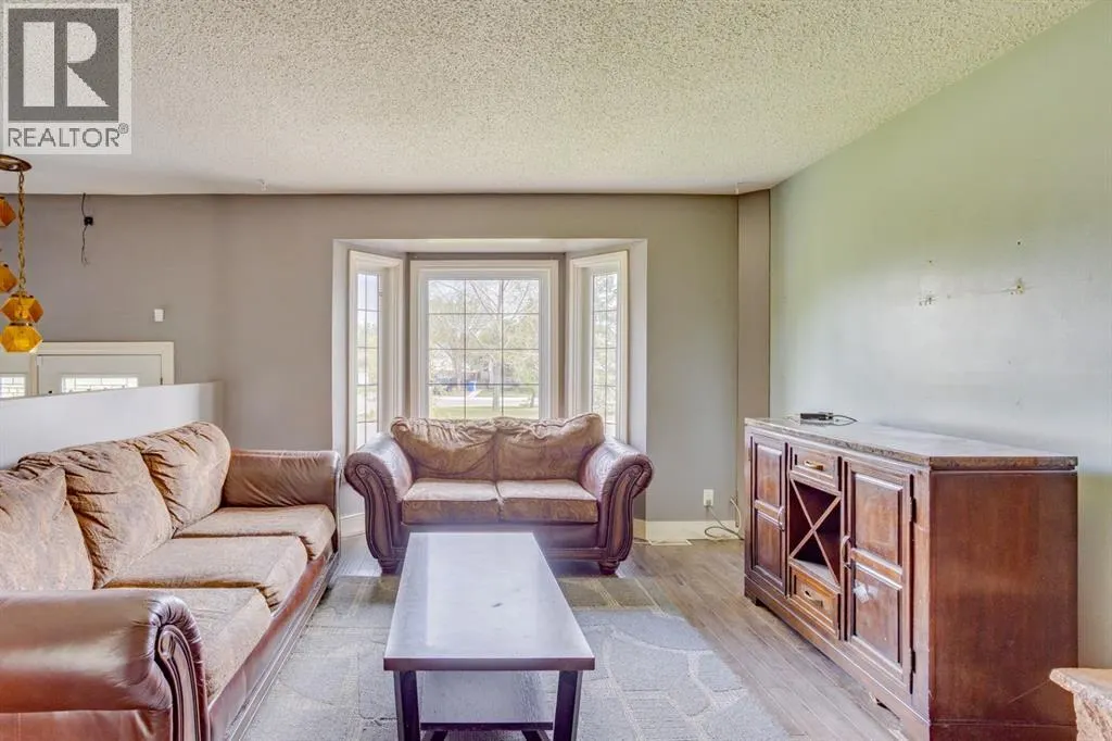 153 Caldwell Crescent