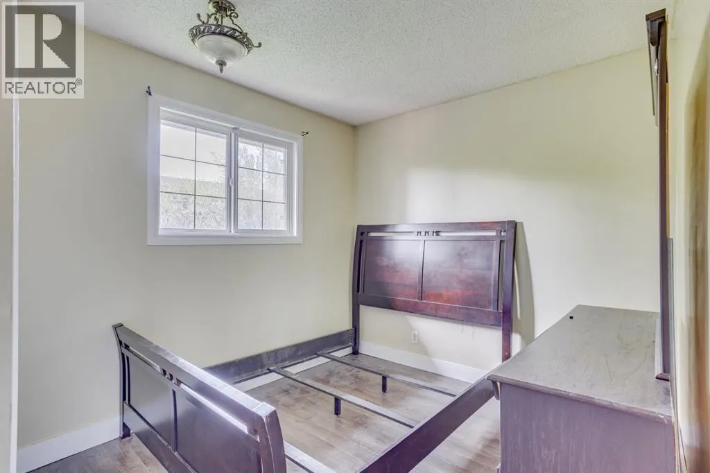 153 Caldwell Crescent