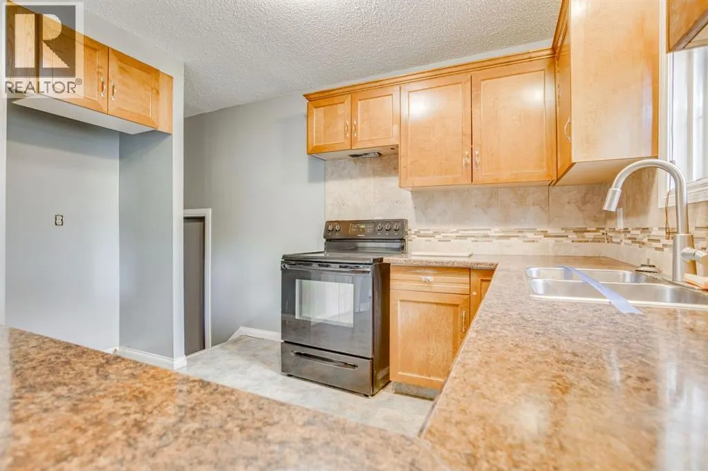 153 Caldwell Crescent