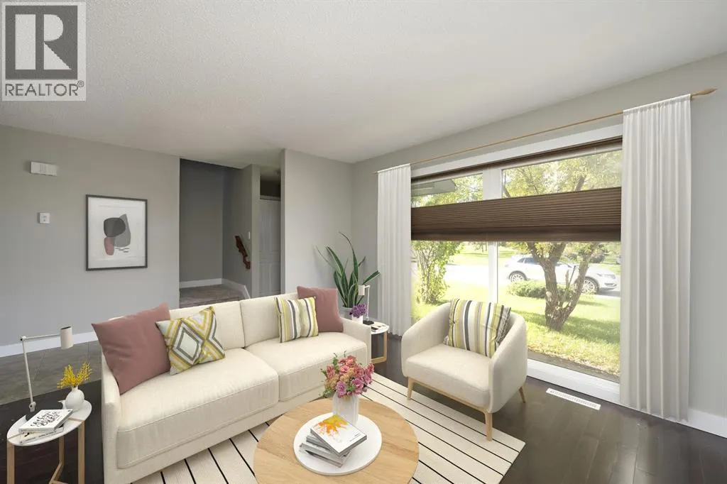 1 Pond Crescent