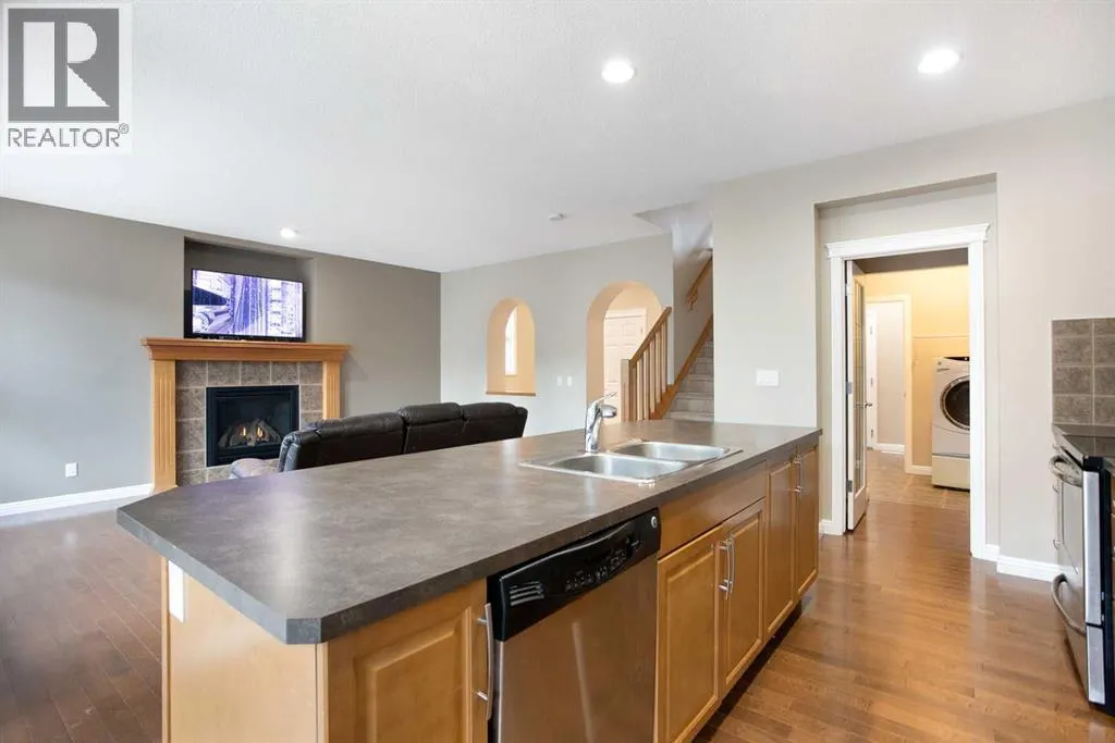 489 Mahogany Court SE