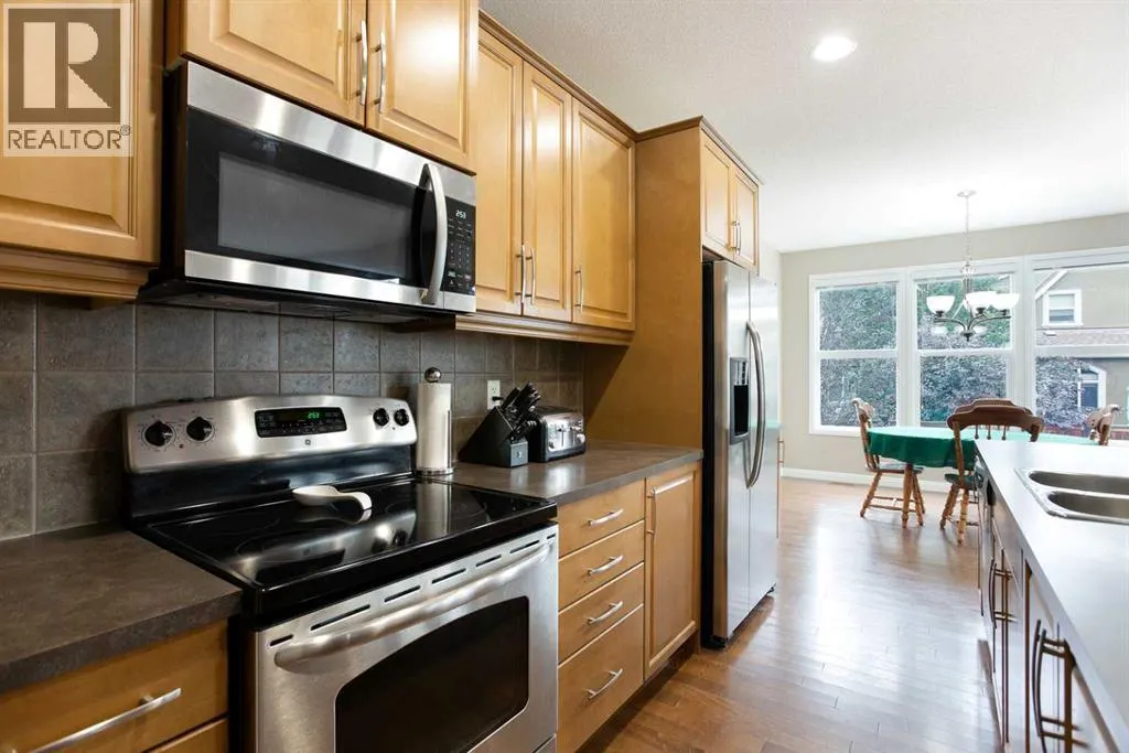 489 Mahogany Court SE