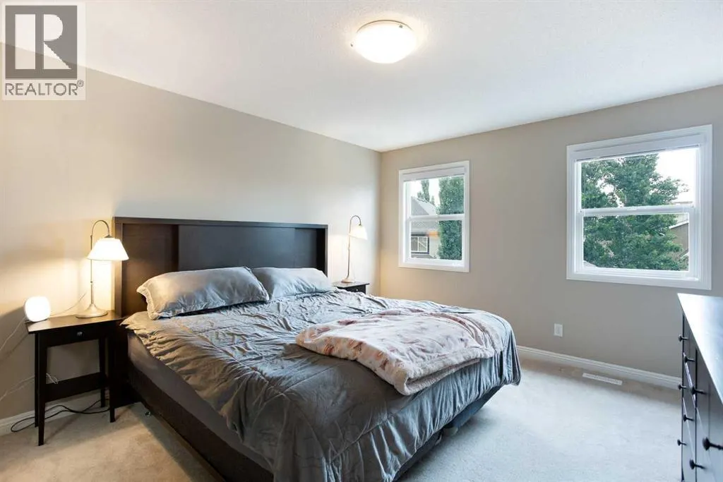 489 Mahogany Court SE