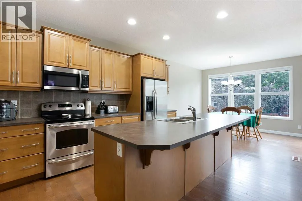 489 Mahogany Court SE