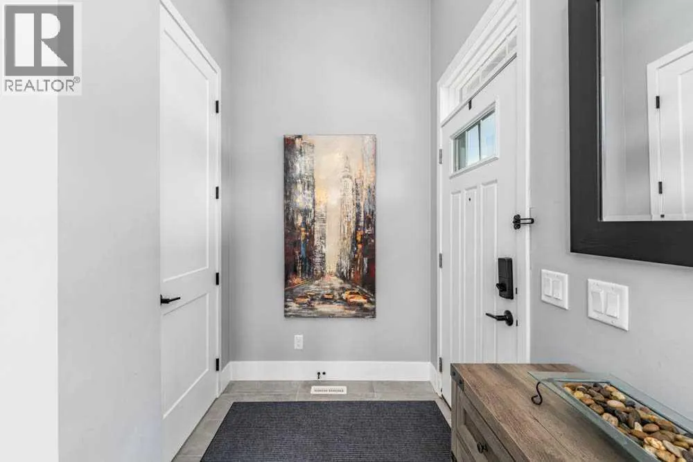 366 Masters Row SE