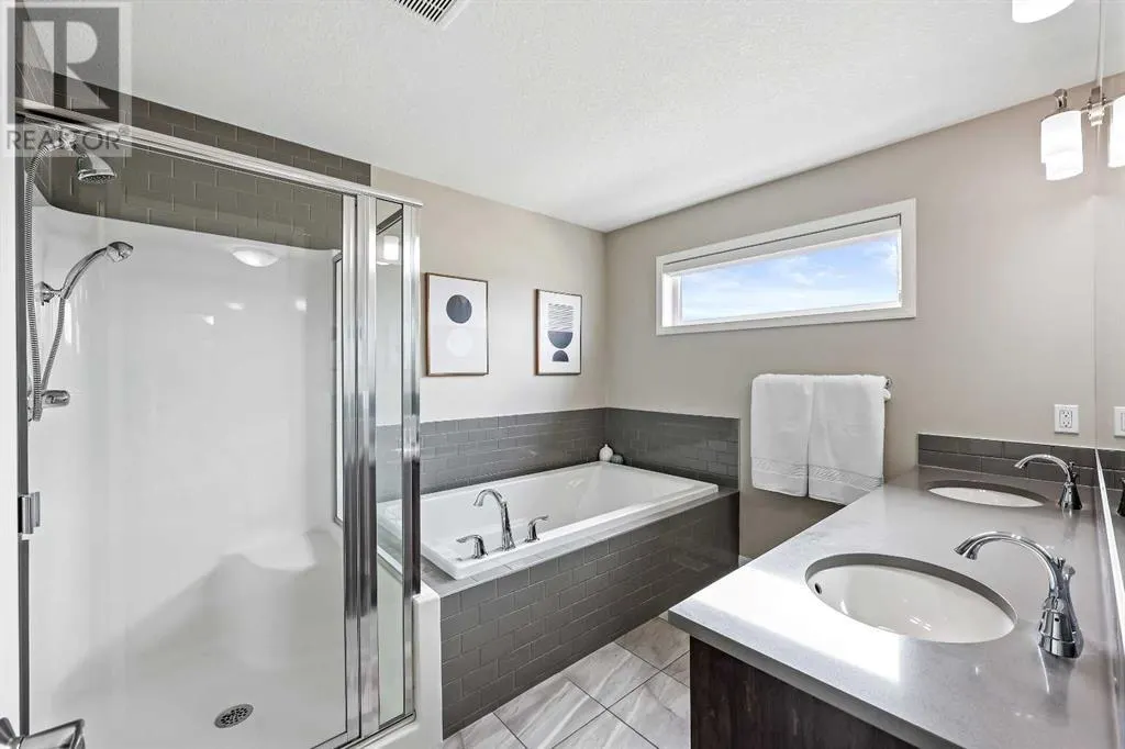 127 Fireside Crescent