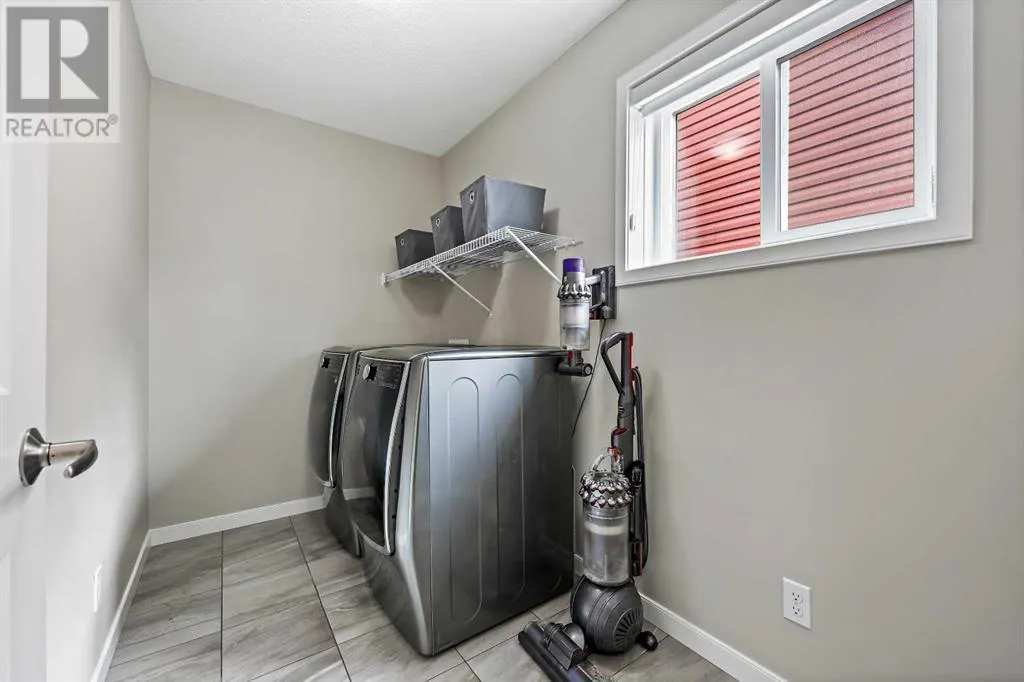 127 Fireside Crescent