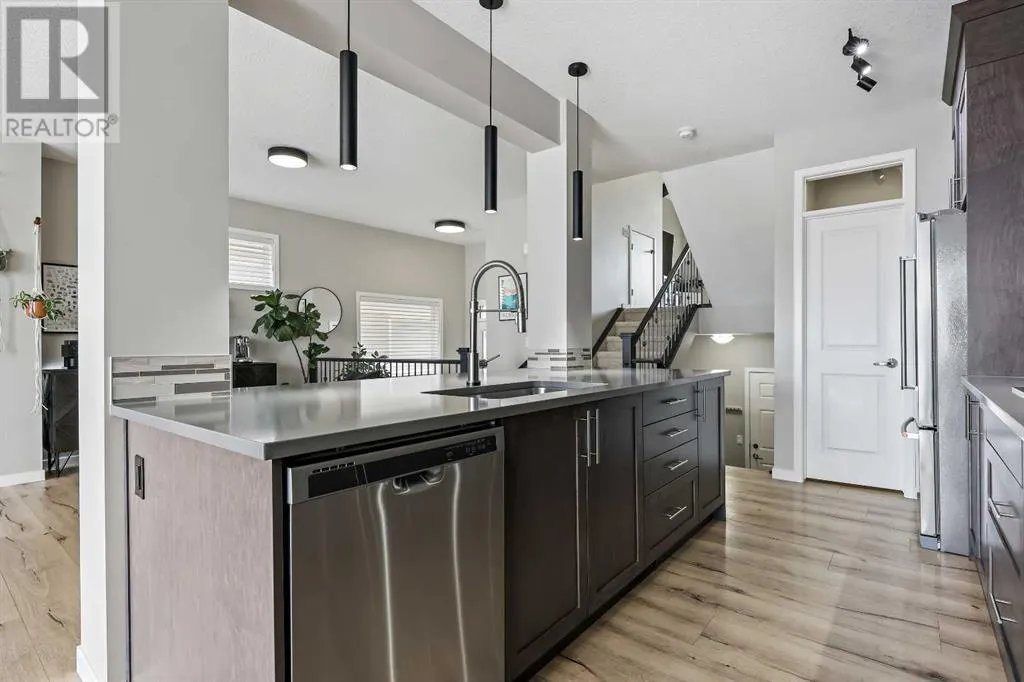 127 Fireside Crescent