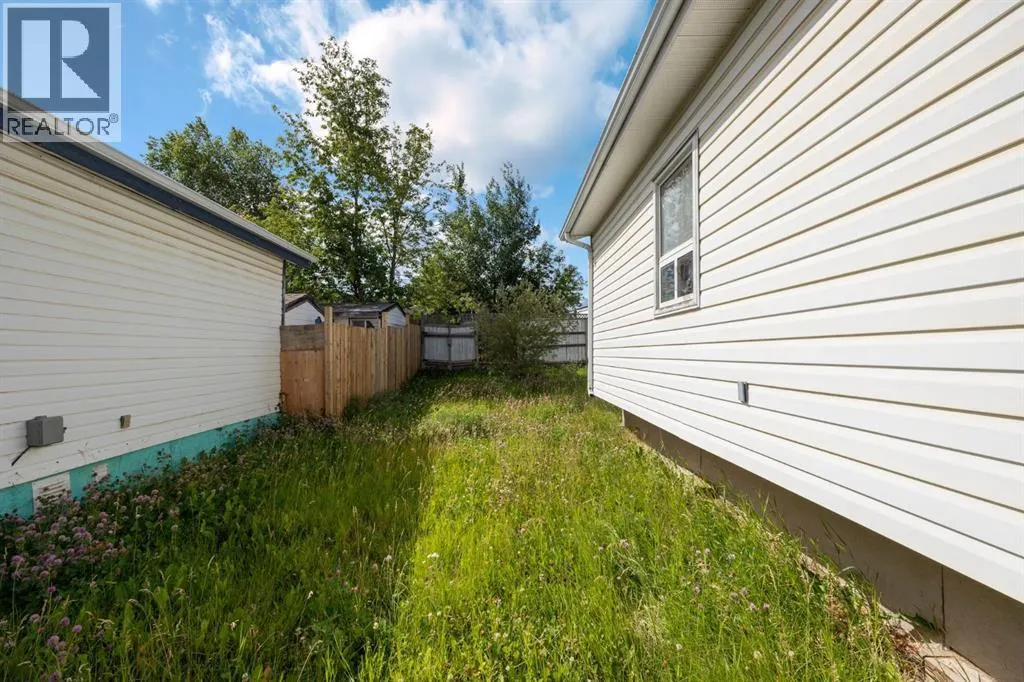 368 Grey Crescent