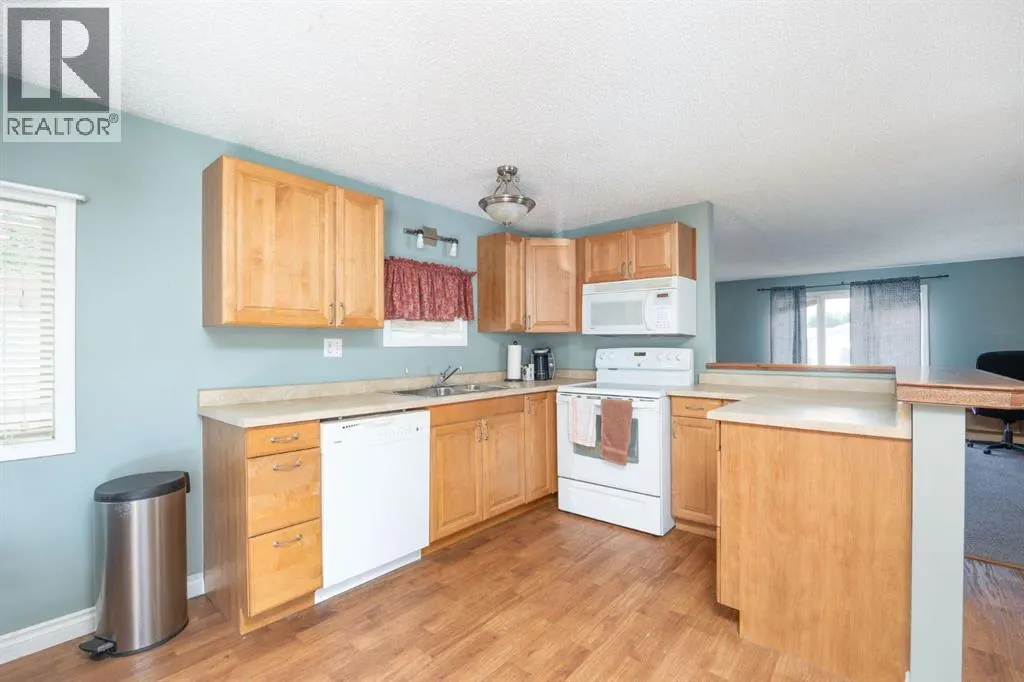 368 Grey Crescent