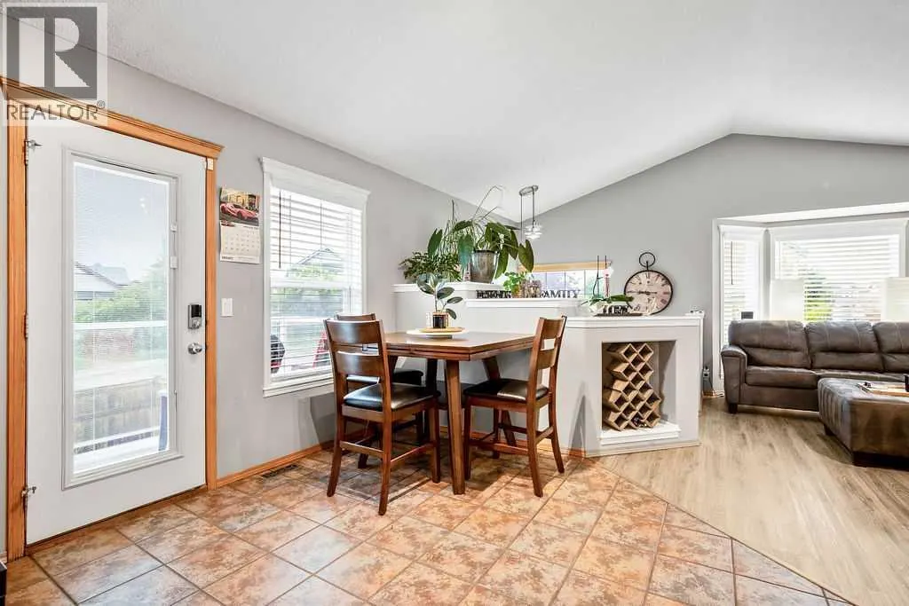128 Cramond Crescent SE
