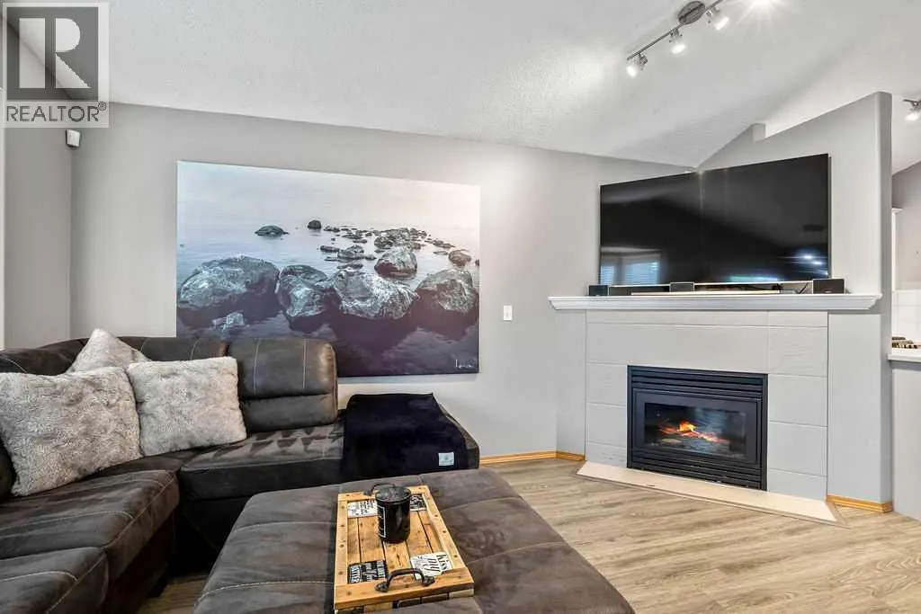 128 Cramond Crescent SE