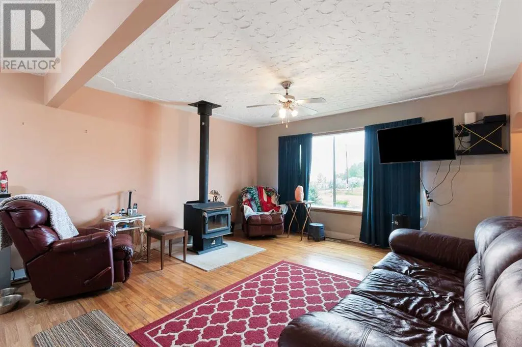 32043 Range Road 40