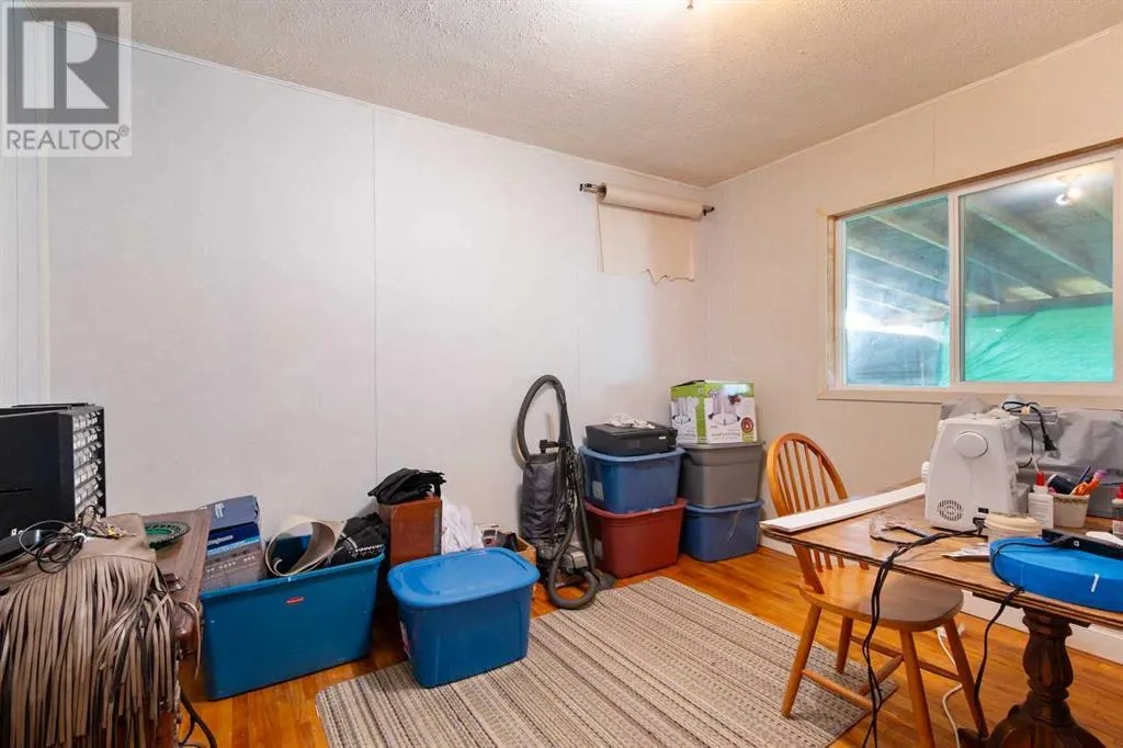 32043 Range Road 40