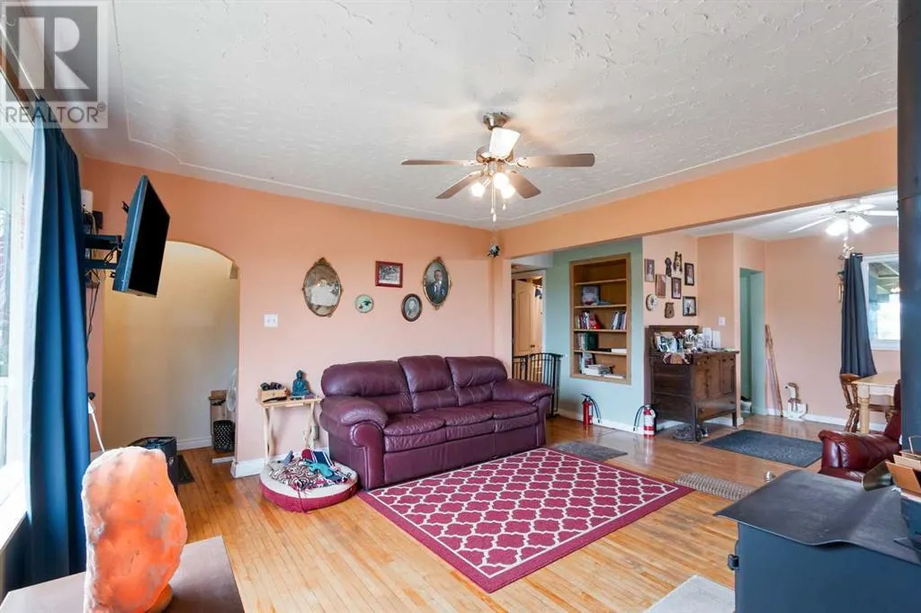 32043 Range Road 40