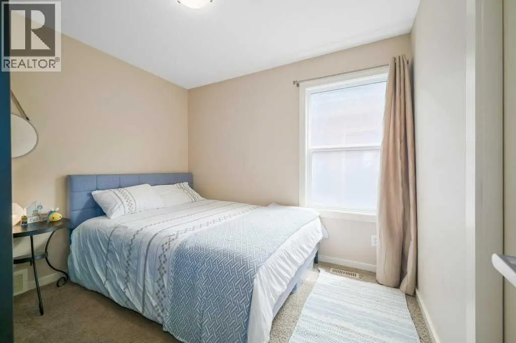 401 Mahogany Court SE