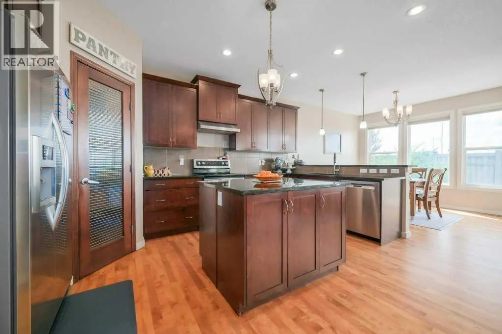 401 Mahogany Court SE