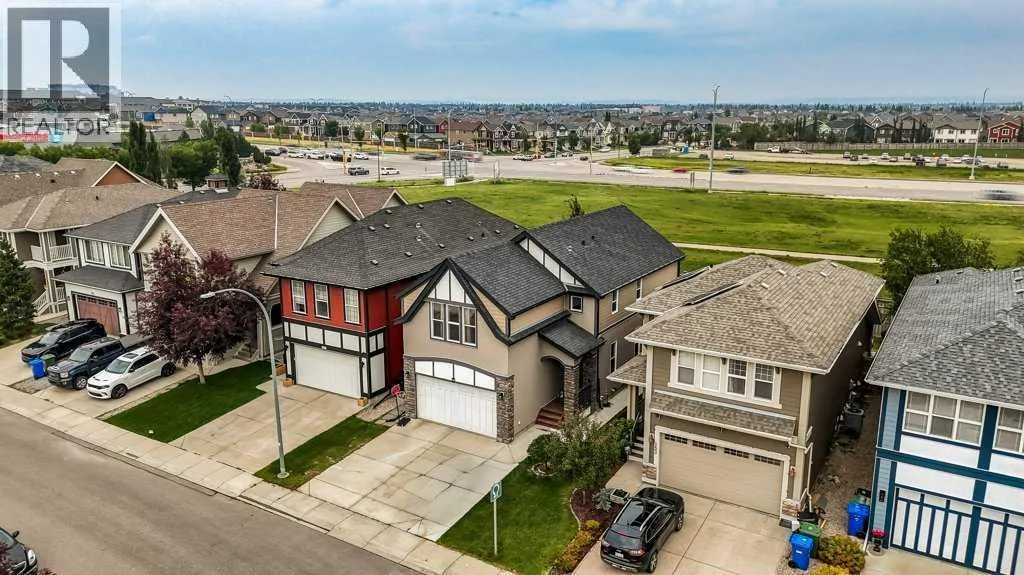 401 Mahogany Court SE