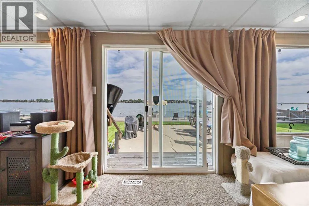 828 West Chestermere Drive