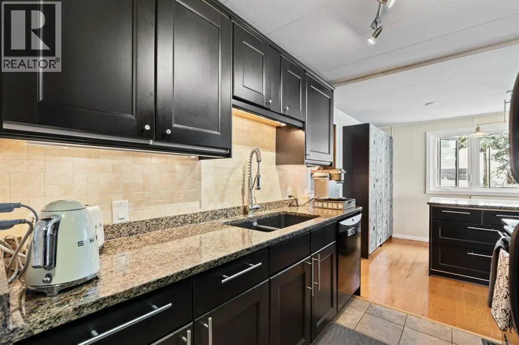 828 West Chestermere Drive