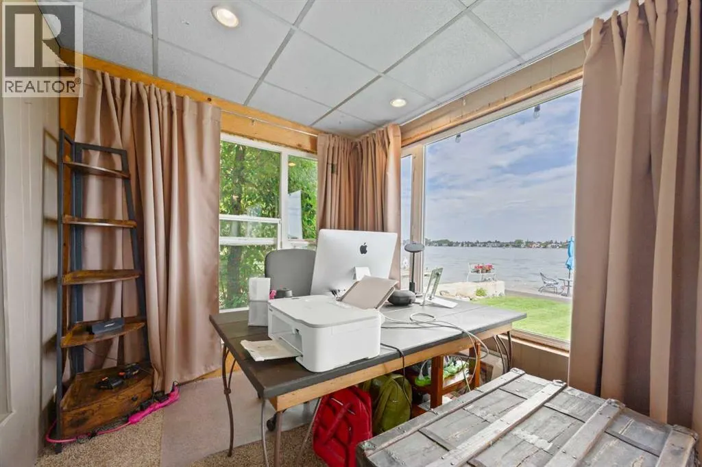 828 West Chestermere Drive