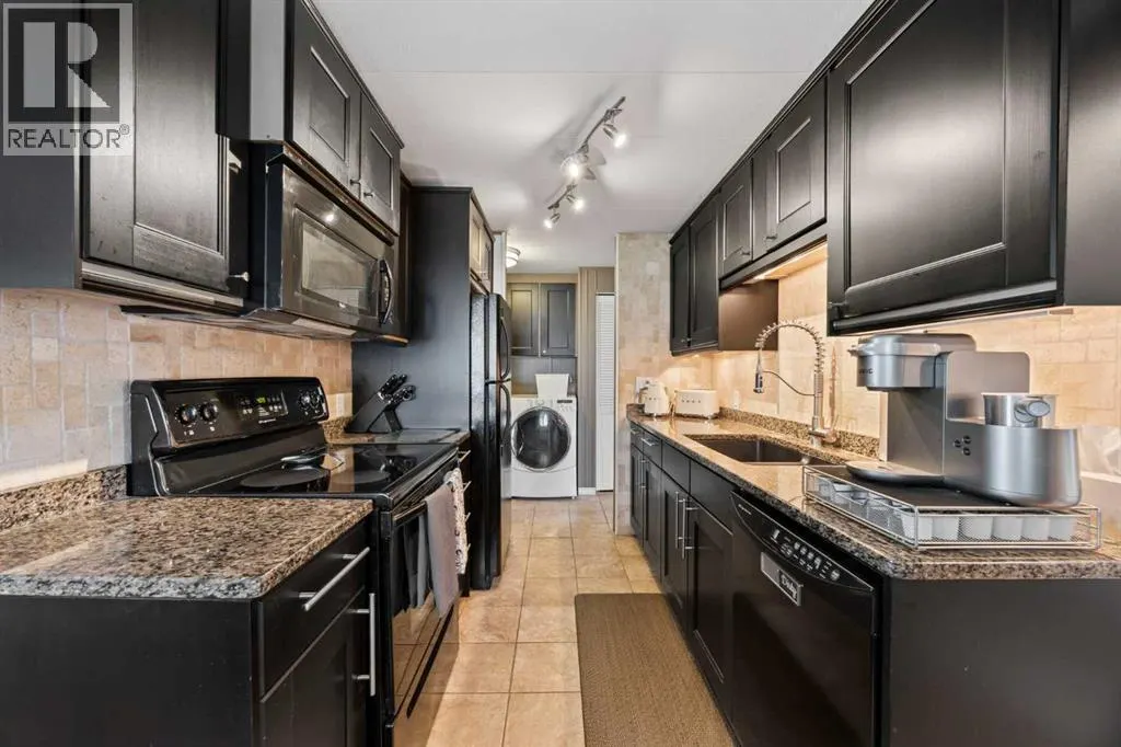 828 West Chestermere Drive
